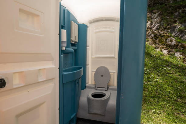 Best Portable toilet rental cost  in Maury, NC